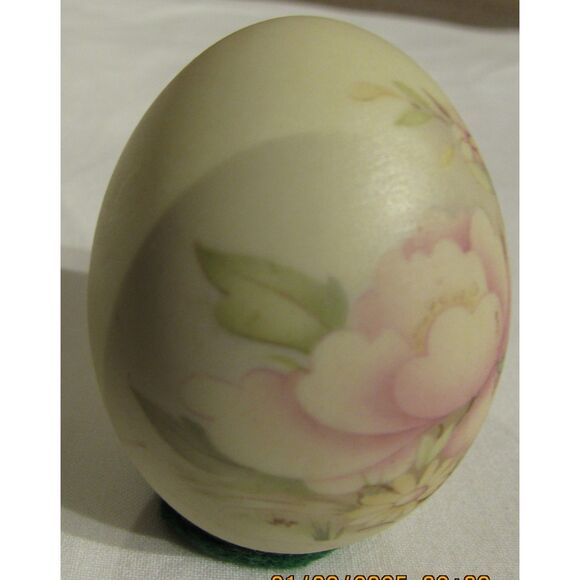 Egg with pink rose collector edition cream pink Easter egg - Picture 4 of 6